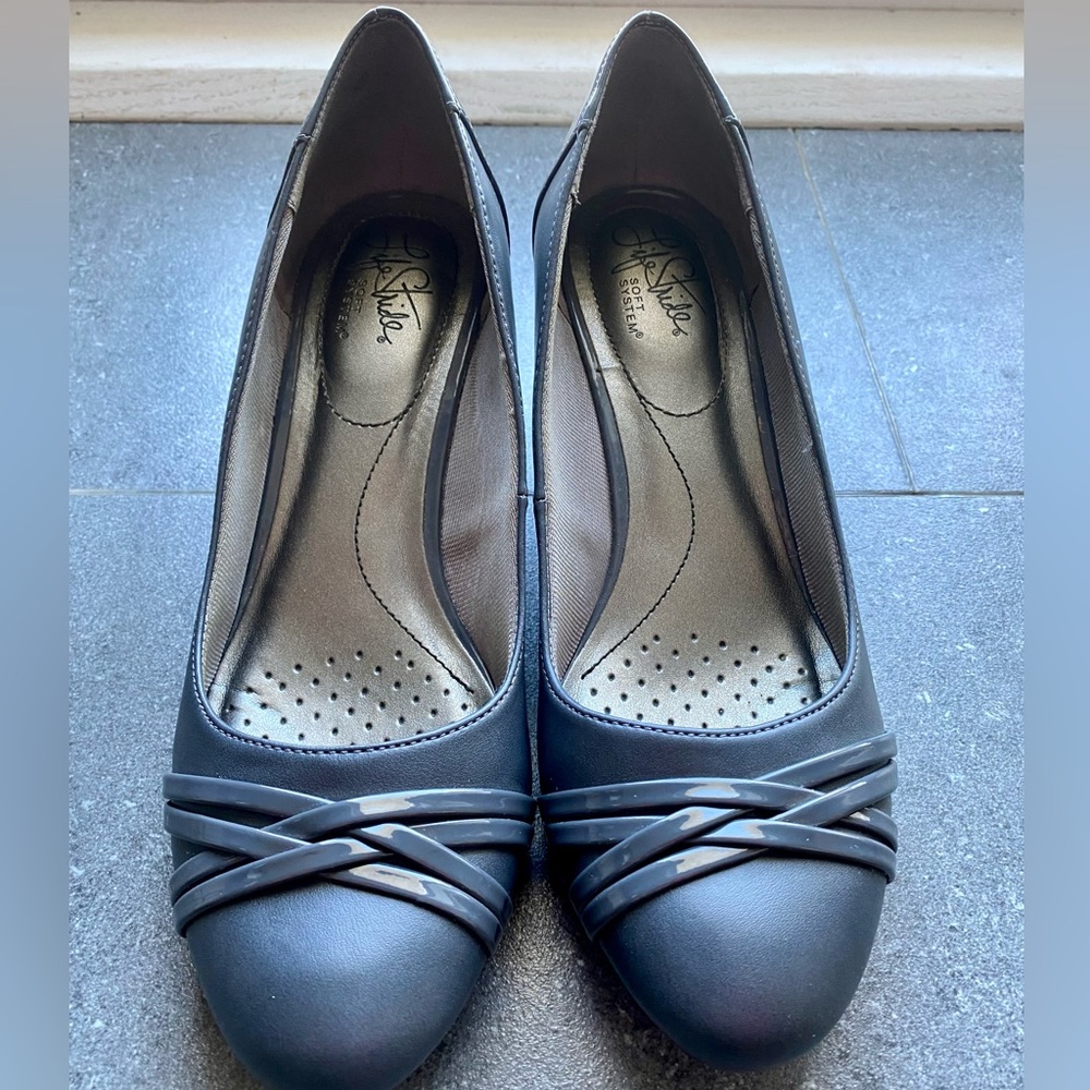 Life Stride Soft System Gray Wedge Heel